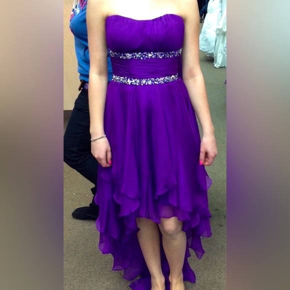 Grad Dress - Picture 3 of 8